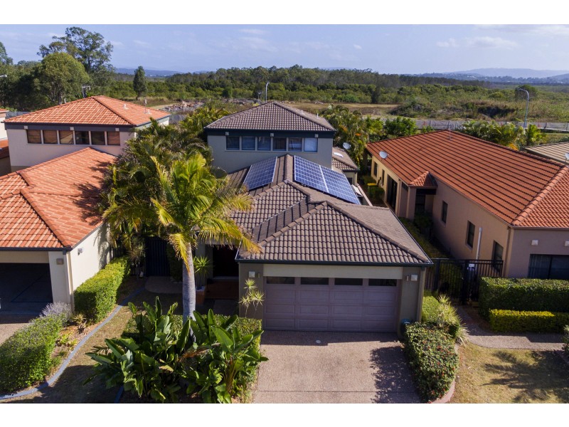 539 Oyster Cove Prom, Helensvale QLD 4212