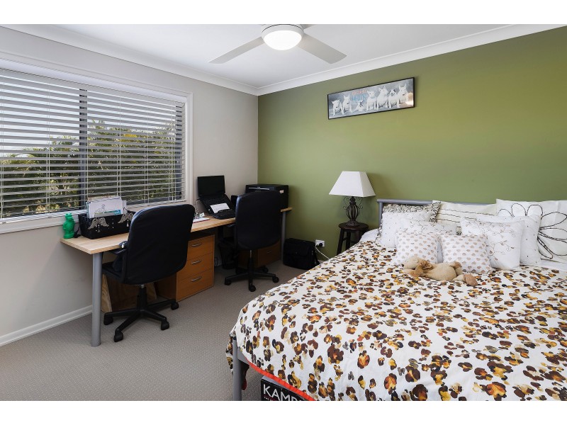 539 Oyster Cove Prom, Helensvale QLD 4212