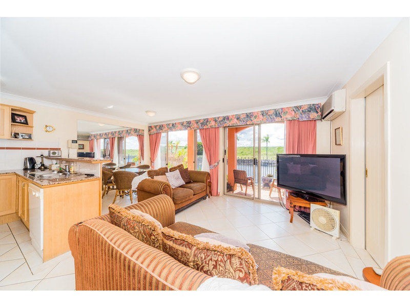 Hope Island QLD 4212