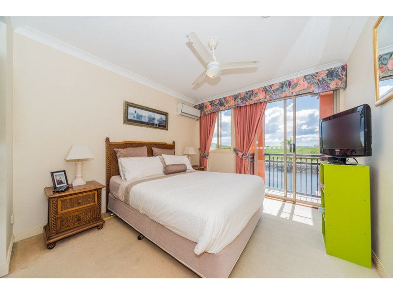 Hope Island QLD 4212