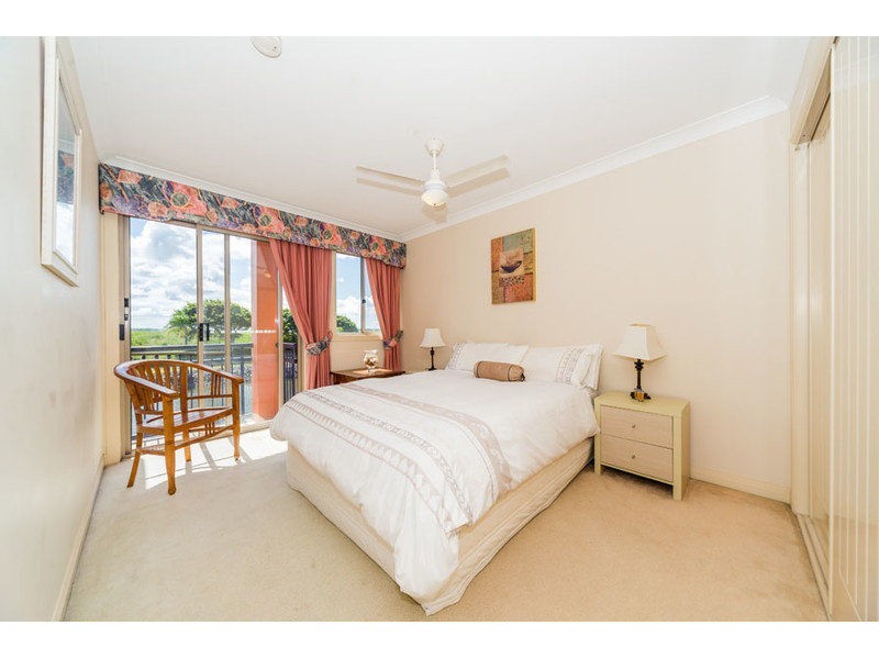 Hope Island QLD 4212