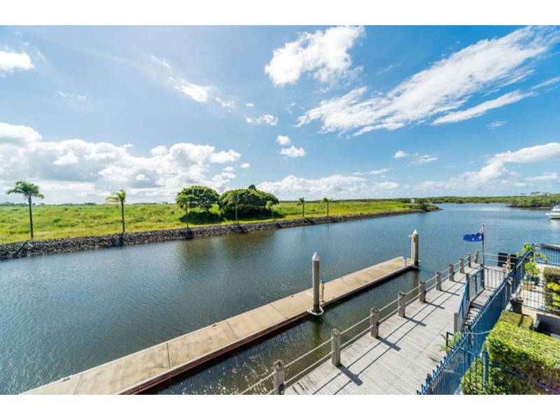 Hope Island QLD 4212