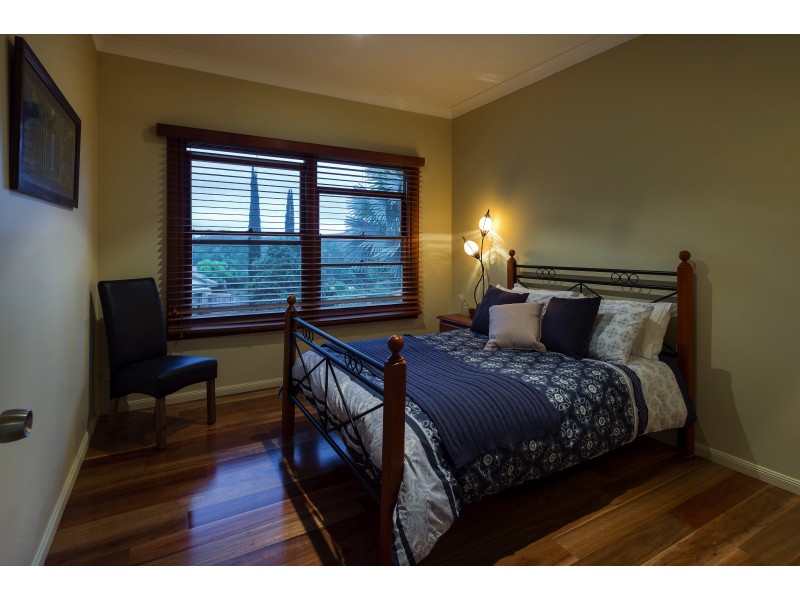 70-72 The Oval Drive, Mount Nathan QLD 4211