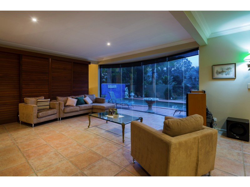 70-72 The Oval Drive, Mount Nathan QLD 4211