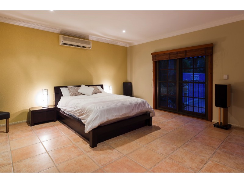 70-72 The Oval Drive, Mount Nathan QLD 4211