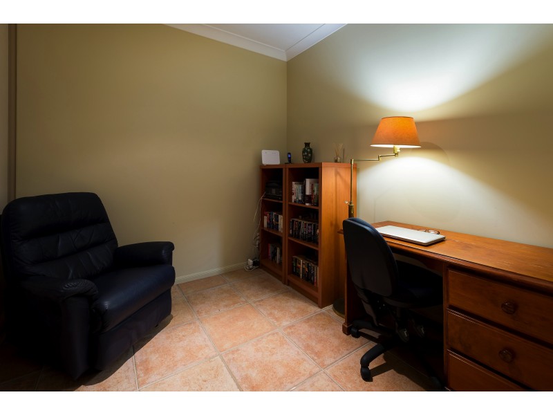 70-72 The Oval Drive, Mount Nathan QLD 4211