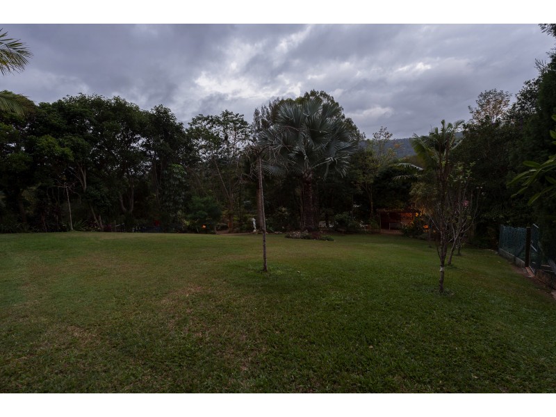 70-72 The Oval Drive, Mount Nathan QLD 4211