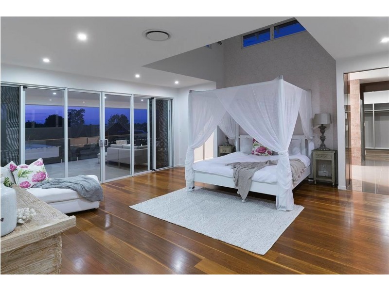 6256 Spyglass Hill, Hope Island QLD 4212