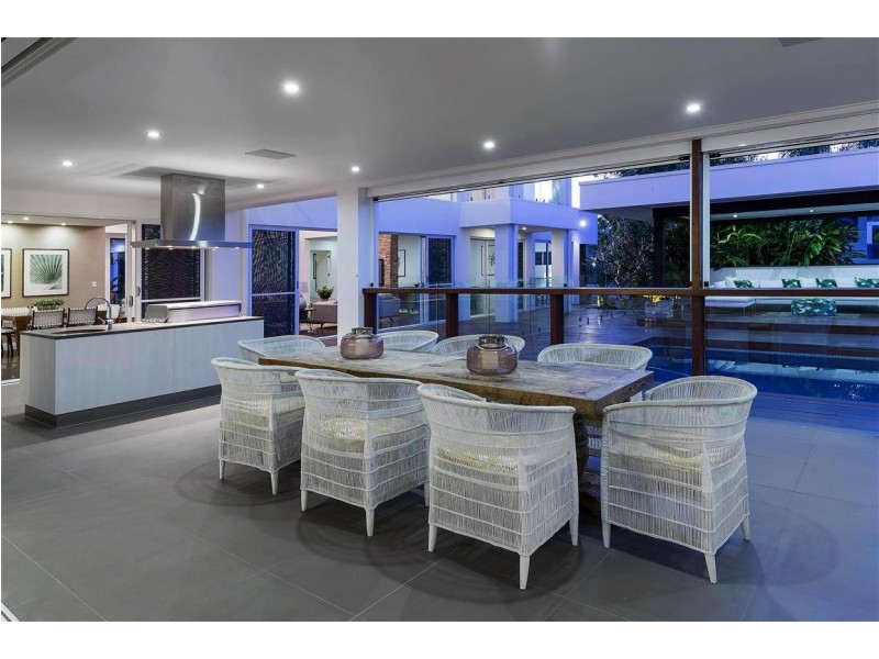 6256 Spyglass Hill, Hope Island QLD 4212