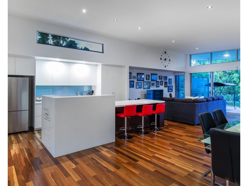 7502 Springfield Dr, Hope Island QLD 4212