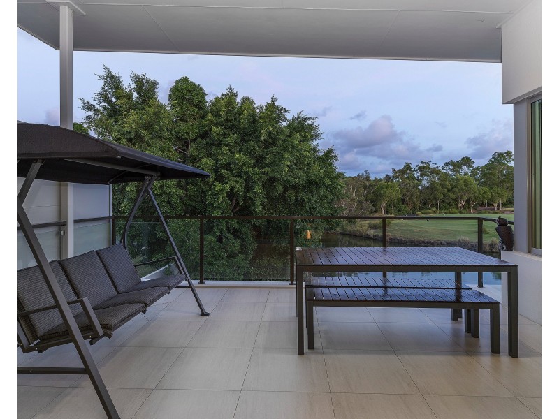 7502 Springfield Dr, Hope Island QLD 4212