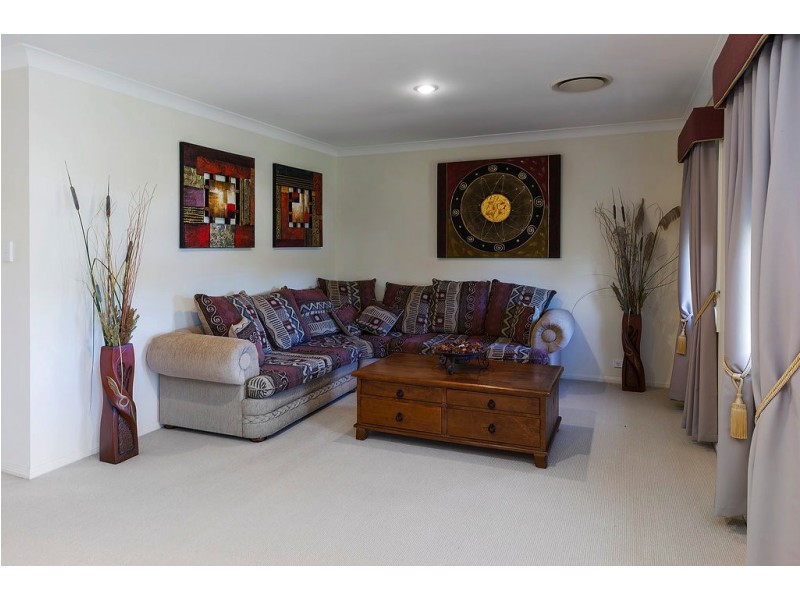 18 Hazlett St, Maudsland QLD 4210