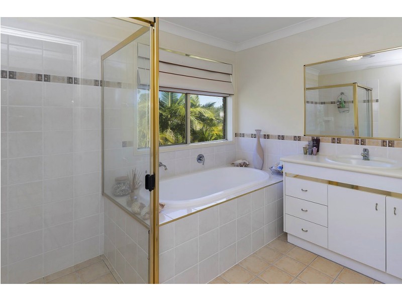 18 Hazlett St, Maudsland QLD 4210