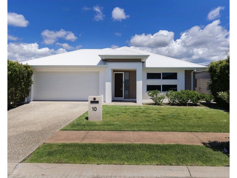 10 Azure Way, Hope Island QLD 4212