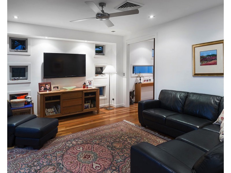 14 River Links Boulevard East, Helensvale QLD 4212