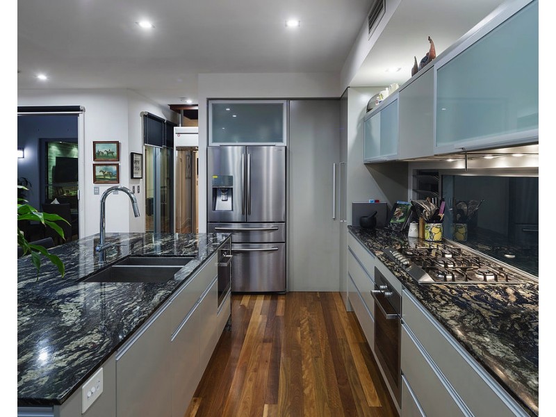 14 River Links Boulevard East, Helensvale QLD 4212