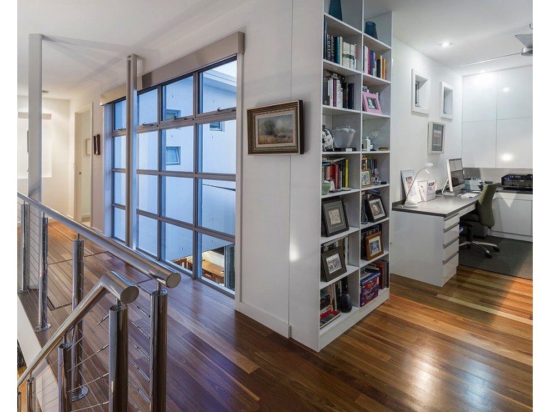 14 River Links Boulevard East, Helensvale QLD 4212