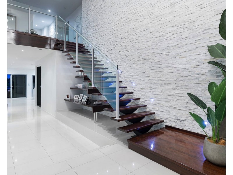 98 The Peninsula, Helensvale QLD 4212