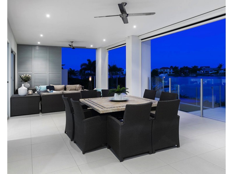 98 The Peninsula, Helensvale QLD 4212