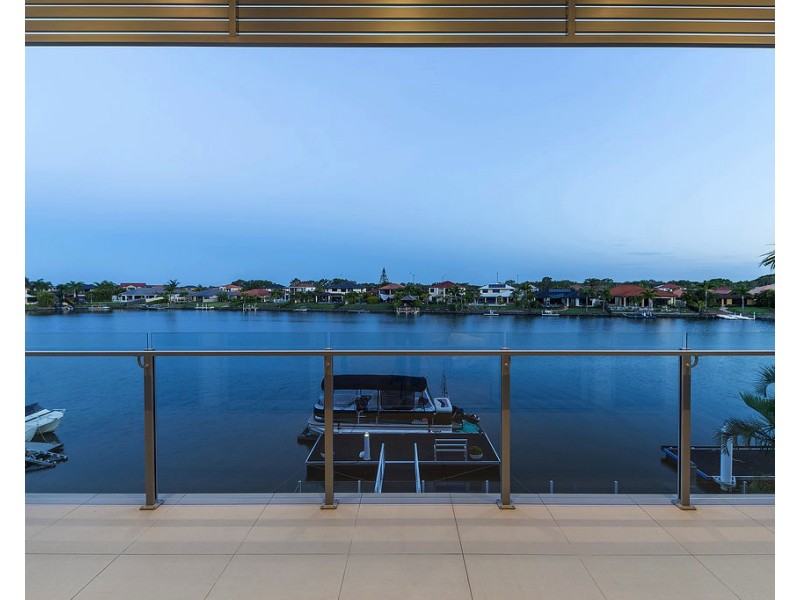 98 The Peninsula, Helensvale QLD 4212
