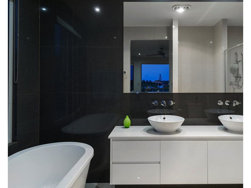 98 The Peninsula, Helensvale QLD 4212