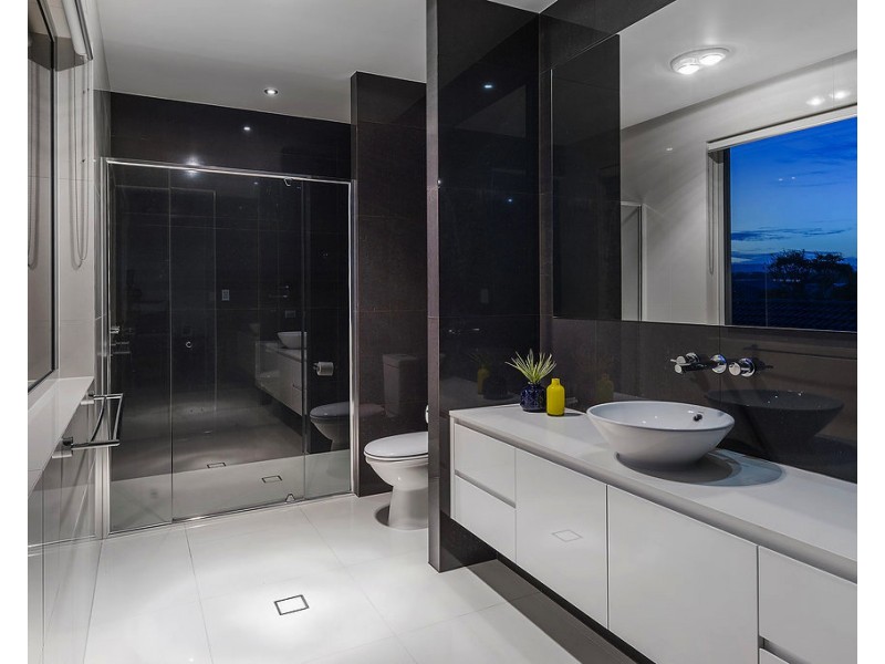 98 The Peninsula, Helensvale QLD 4212