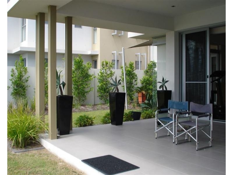 Hope Island QLD 4212