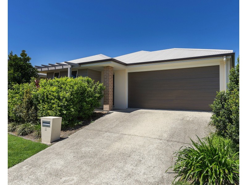 11 Greenmount St, Pimpama QLD 4209