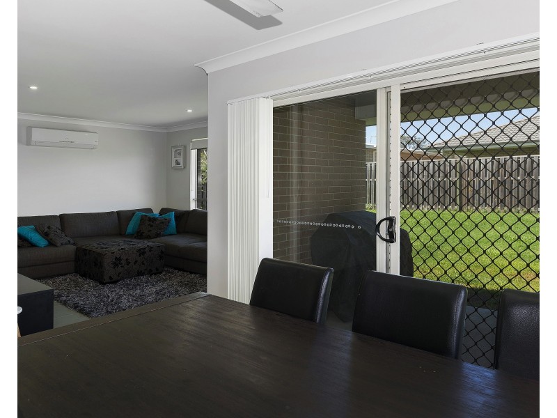 11 Greenmount St, Pimpama QLD 4209