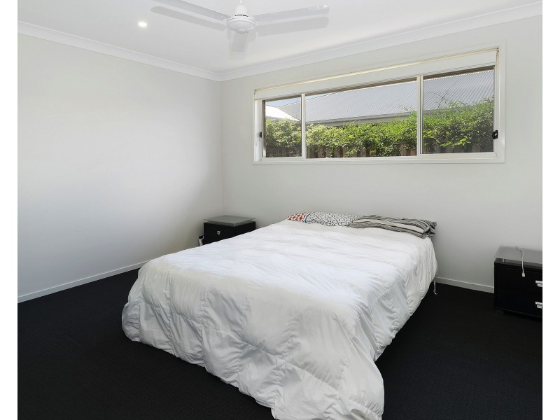 11 Greenmount St, Pimpama QLD 4209