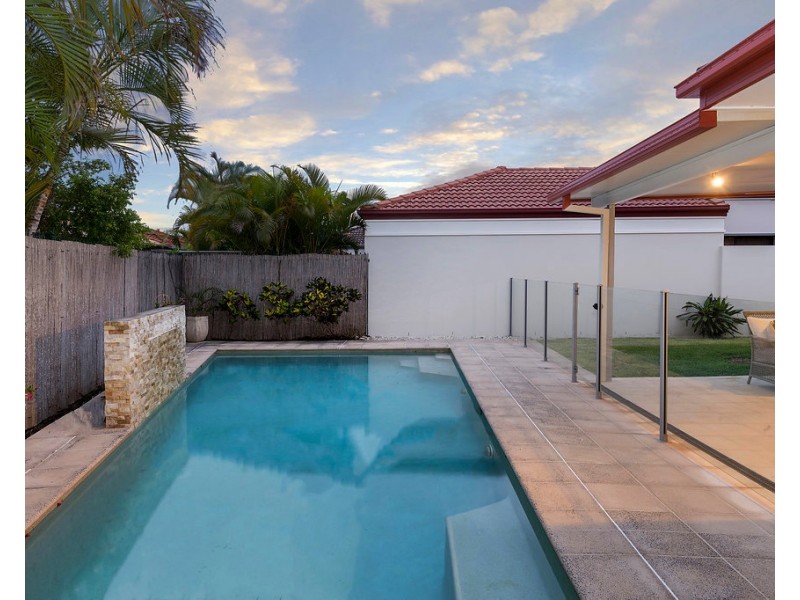 2023 Gracemere Gardens Cct, Hope Island QLD 4212