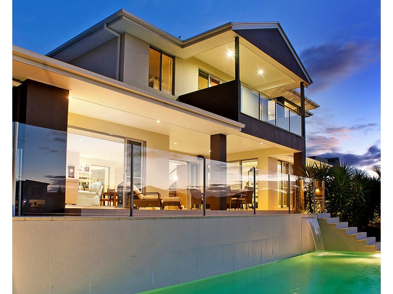 29 Coomera Ct, Helensvale QLD 4212