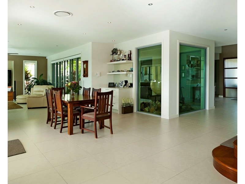 29 Coomera Ct, Helensvale QLD 4212