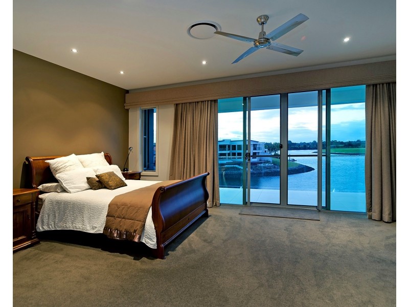 29 Coomera Ct, Helensvale QLD 4212