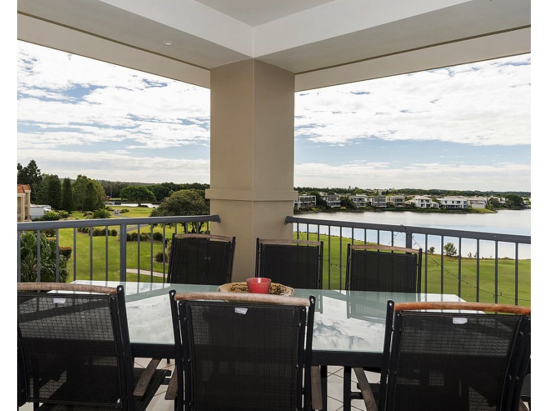 Hope Island QLD 4212