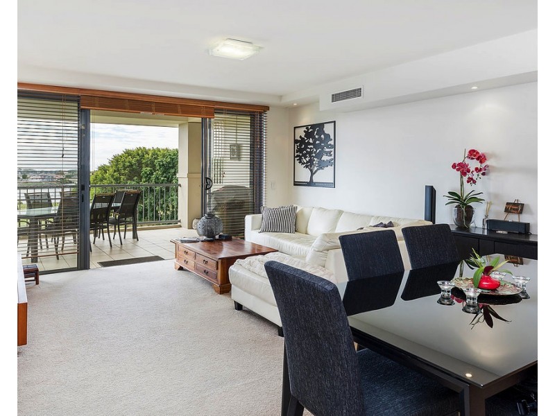 Hope Island QLD 4212