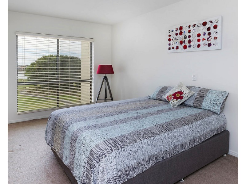 Hope Island QLD 4212