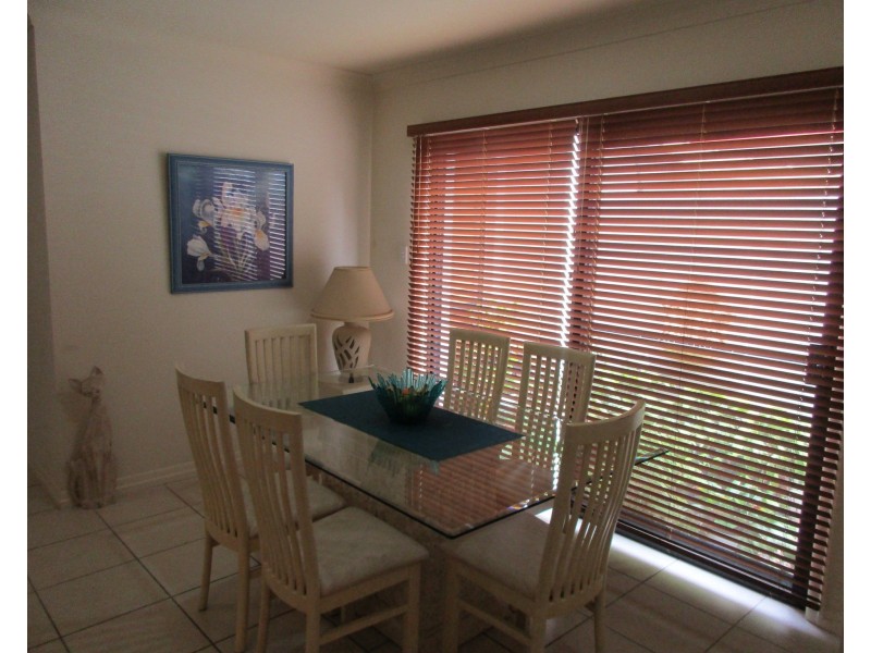 Hope Island QLD 4212