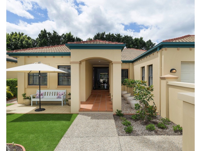 3289 Palladian Dr, Hope Island QLD 4212