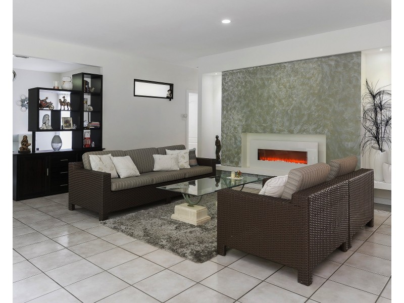 3289 Palladian Dr, Hope Island QLD 4212