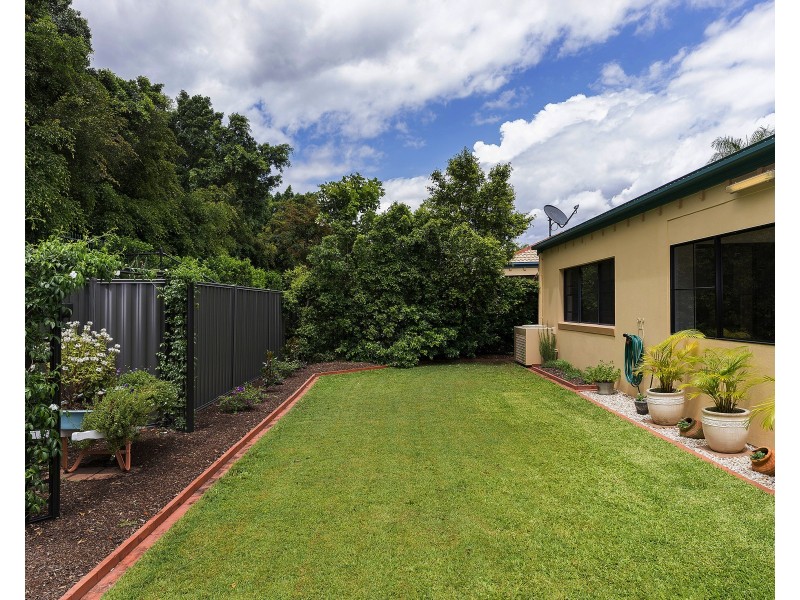 3289 Palladian Dr, Hope Island QLD 4212