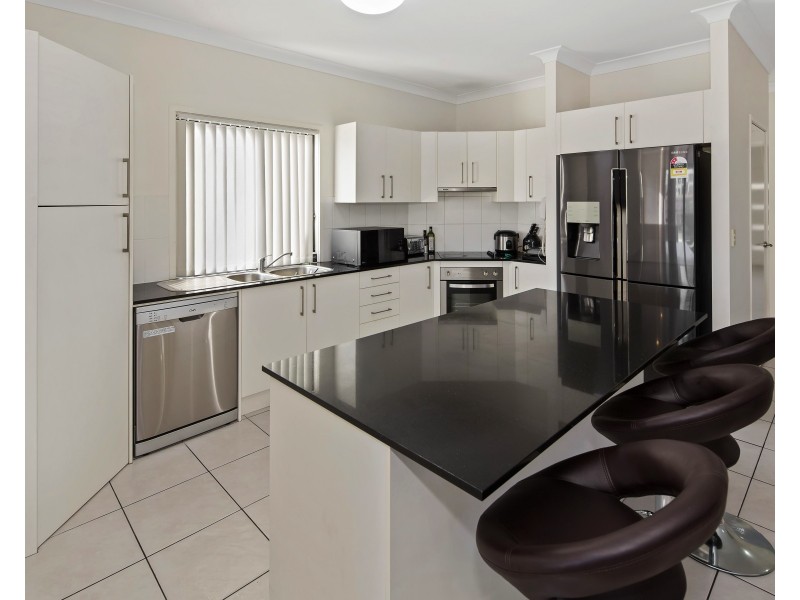 88/19 Santa Barbara Rd, Hope Island QLD 4212