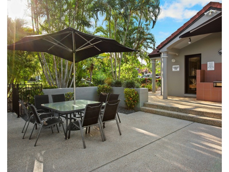 88/19 Santa Barbara Rd, Hope Island QLD 4212