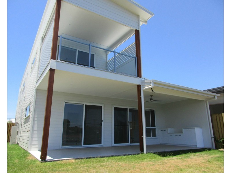 Hope Island QLD 4212