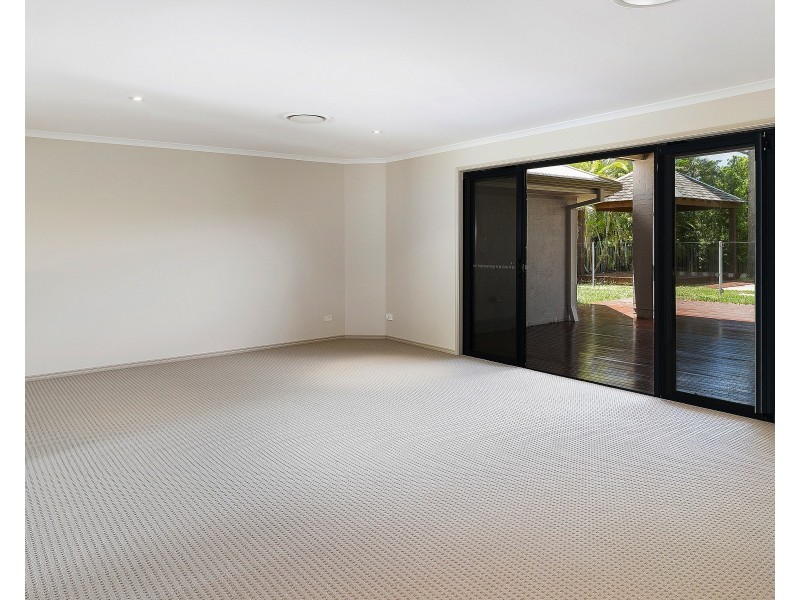 22 Crusade Ct, Coomera Waters QLD 4209