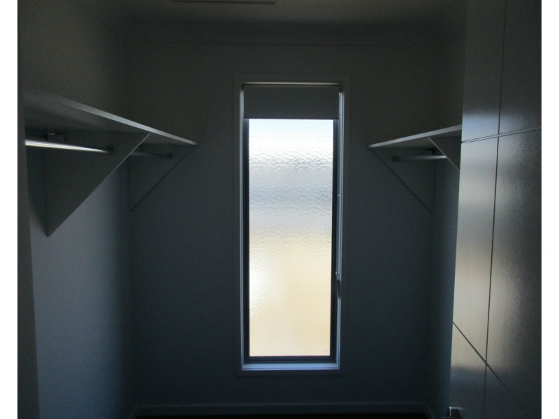 Hope Island QLD 4212