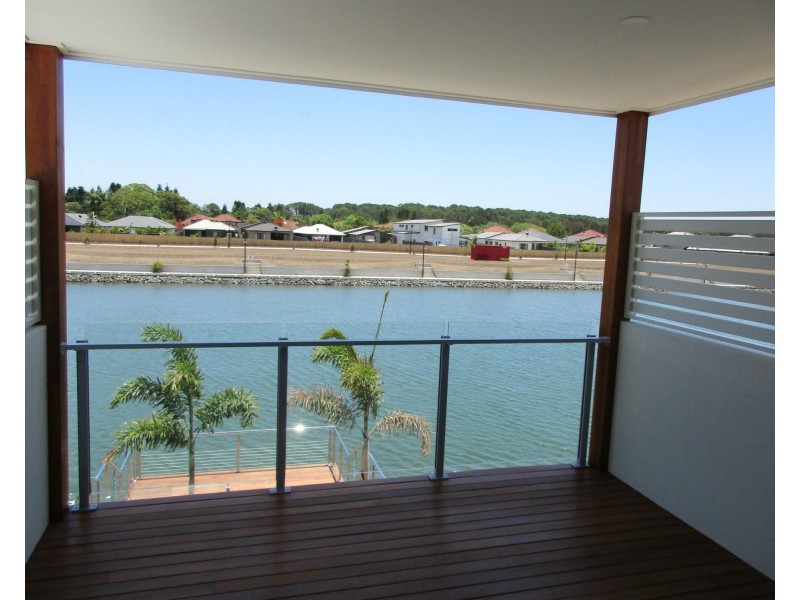 Hope Island QLD 4212