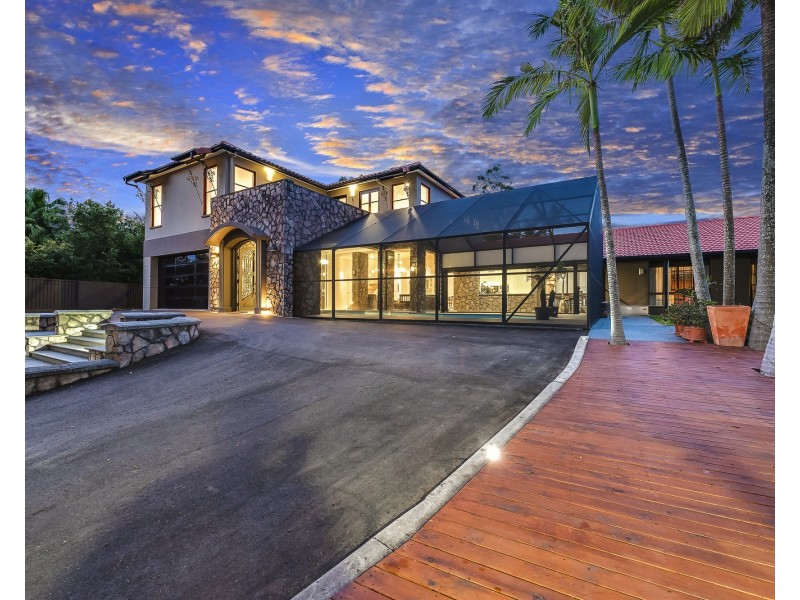 64 Clarence Dr, Helensvale QLD 4212