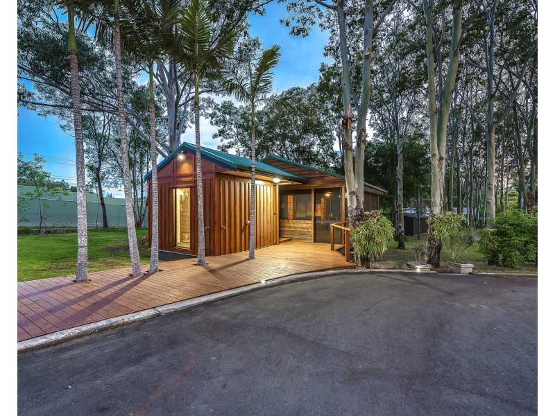 64 Clarence Dr, Helensvale QLD 4212
