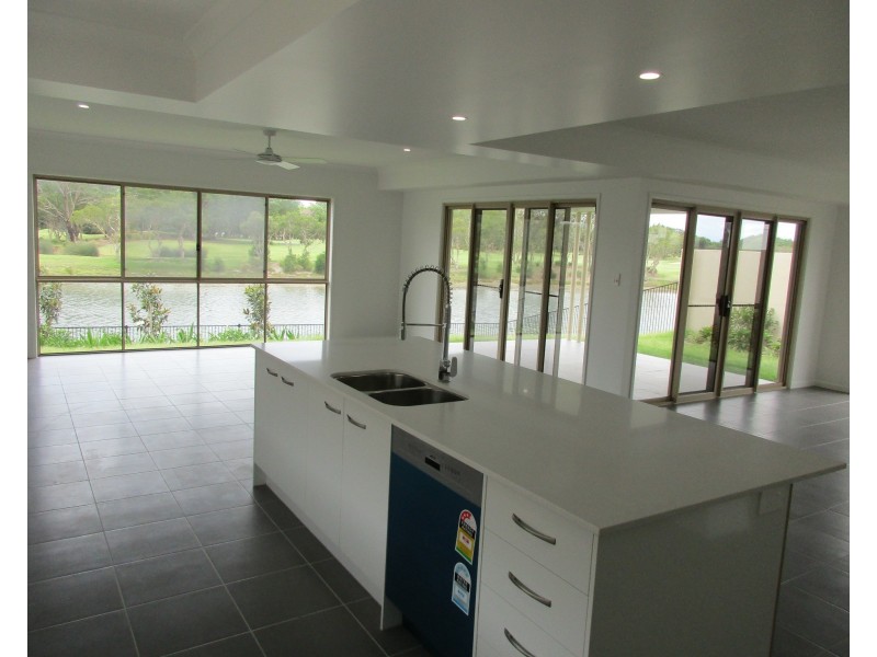 Hope Island QLD 4212